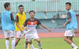 Mưa lớn, hoãn trận Việt Nam - Khánh Hòa