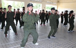 Học làm chiến sĩ công an