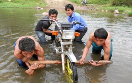 Gian khó đường về Tà Nôi