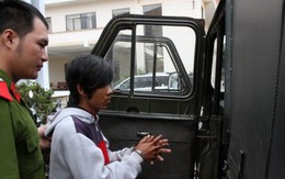 Dựng lại hiện trường hai "cò mứt" cướp tài sản
