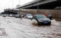 Hà Nội lênh láng nước