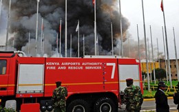 Kenya điều tra cảnh sát hôi của khi sân bay hỏa hoạn