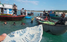Cổ vật lại "khuấy động" làng chài