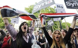 Anh rút lui, Mỹ một mình chống Syria?