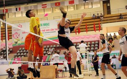 Bỏ tiền túi dự giải thế giới