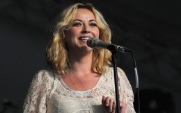 Charlotte Church tố cáo sự dung tục trong ngành công nghiệp âm nhạc