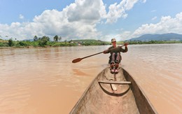 Người đẽo thuyền độc mộc cuối cùng