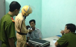 Say rượu, tài xế taxi và khách choảng nhau