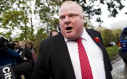 Thị trưởng Toronto bị bắt quả tang hút ma túy