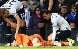 Lloris là người hùng hay Villas-Boas liều lĩnh?