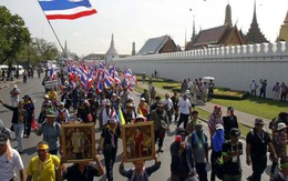 Căng thẳng ở Bangkok leo thang