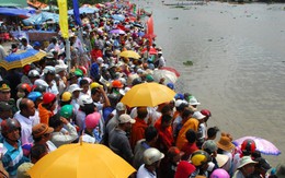 Xem đua ghe Ngo lần đầu "lên đời" thành Festival