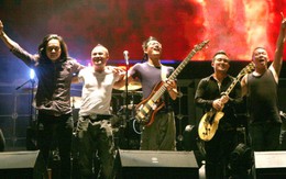 Rock cùng Bức Tường