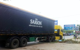Chết tại chỗ vì dây cáp văng do xe chở bia kéo đứt