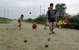 Chơi bi sắt