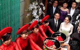 Hot boy, hot girl sinh viên cuối năm đi...bê tráp