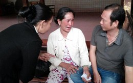 Người thân khóc ngất chờ nhận thi thể 4 sinh viên