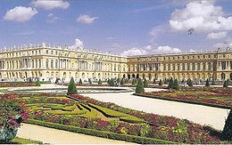 Một chuyến tham quan hoàn hảo ở lâu đài Versailles