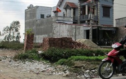 Đường làng ngổn ngang xác pháo