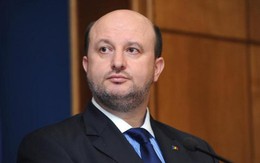 Bộ trưởng Romania từ chức sau khi vợ bị tố tham nhũng