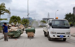 Dùng xe phun thuốc ngừa cúm H7N9 tại cửa khẩu