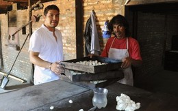 Ngôi sao bóng đá từng bị bắn vào đầu trở thành thợ làm bánh