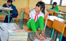 Đôi chân của Hlonh