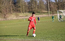 Duy Mạnh thay Tuấn Anh đá trận gặp U-19 AFC Wimbledon