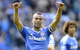 Ashley Cole chia tay Chelsea