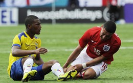 HLV Hodgson: "Tuyển Anh sẽ chờ Oxlade-Chamberlain đến phút cuối"