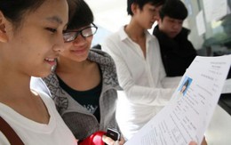 Học sinh bắt đầu nhận giấy báo dự thi ĐH, CĐ