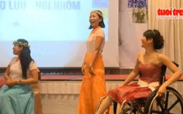 Clip Bất ngờ với những điệu nhảy sôi động trên xe lăn