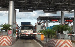 Mỗi ngày cầu Bến Thủy 2 gồng mình cõng cả ngàn xe quá tải