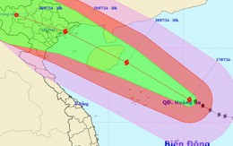 Bão giật kinh hoàng khi tiến vào Hoàng Sa