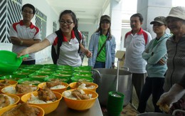 Tặng 600 phần quà cho bệnh nhân tâm thần