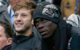 Các cựu ngôi sao Liverpool chia rẽ quanh Balotelli