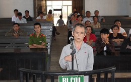 Đâm vợ cũ chia tài sản ly hôn: 19 năm tù