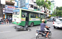 Một phụ nữ bị xe buýt cán nát chân