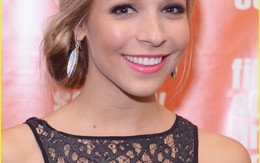 ​Kira Kazantsev đăng quang Hoa hậu Mỹ 2014