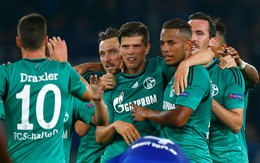 Huntelaar giúp Schalke chia điểm với Chelsea