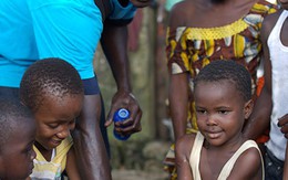 ​Ebola: trong hoang tưởng và hoảng loạn