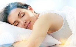​Mật ong nguyên chất giúp ngủ ngon