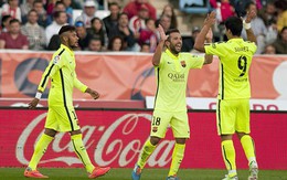 Luis Suarez tỏa sáng cứu Barcelona