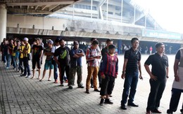 CĐV Malaysia đổ xô đi mua vé xem trận gặp tuyển VN