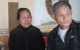 Chờ tin con cháu trong nước mắt