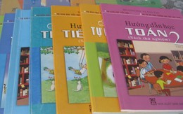 ​Khổ vì sách giáo khoa lỗi thời