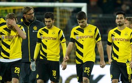 Dortmund tiếp tục cầm đèn đỏ