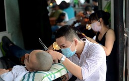 Sài Gòn đua nhau làm điệu đón tết