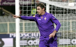 Fiorentina đẩy Milan lún sâu vào khủng hoảng