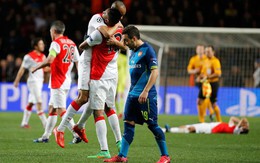 HLV Wenger: "Đội ít sai lầm hơn đã vào tứ kết"
